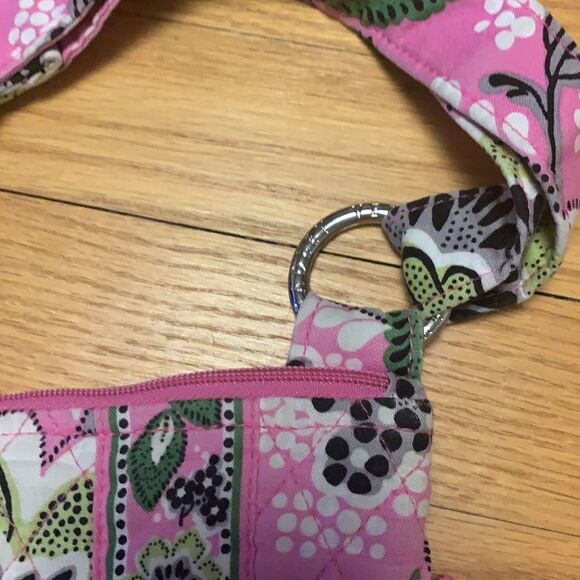 Vera Bradley pink print quilted crossbody bag - Picture 3 of 7